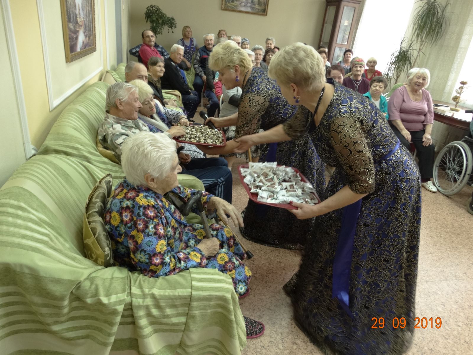 Выступление коллектива Рыканского сельского дома культуры.